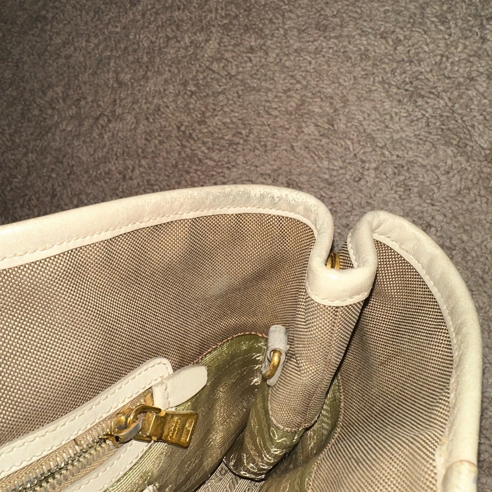 Prada Beige and Cream Tote Bag - Picture 14 of 16